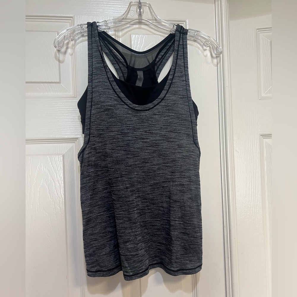 Lululemon Glide and Stride‎ black grey tank. Size 6